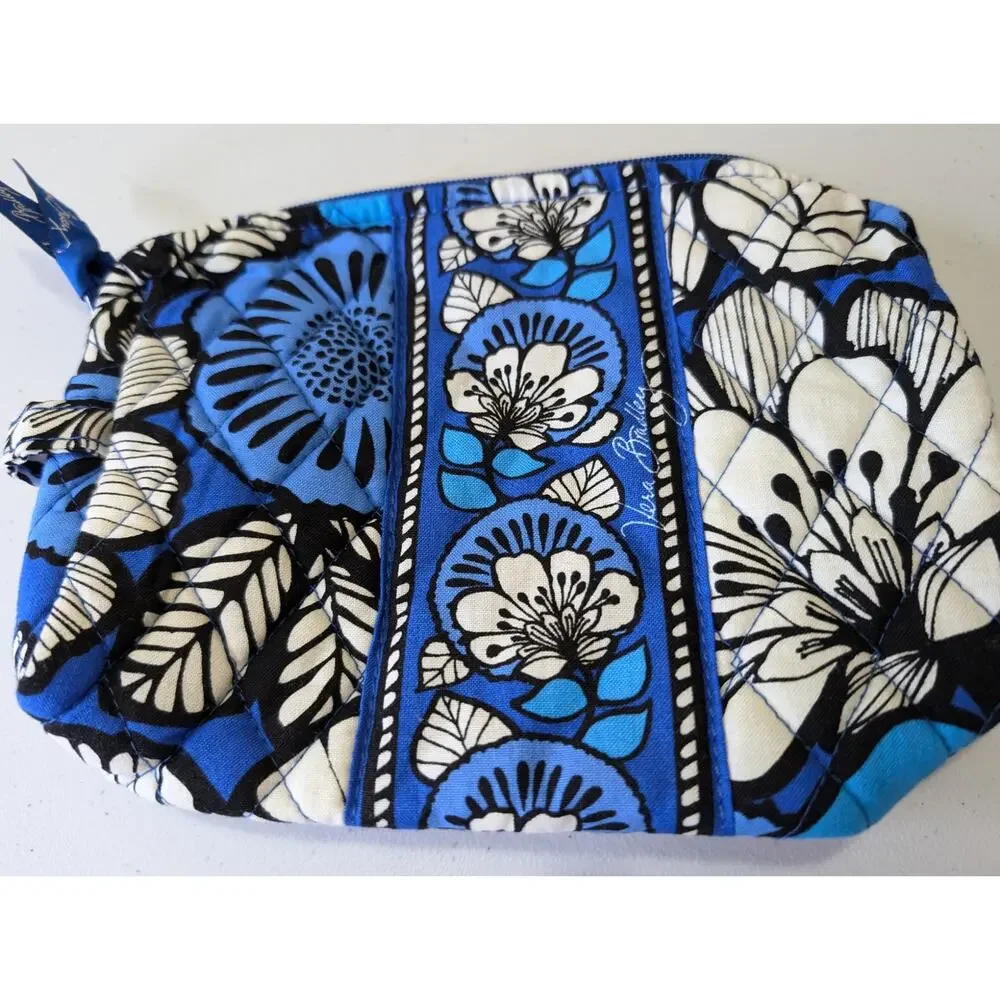 Vera Bradley Makeup Bag - Picture 2 of 3